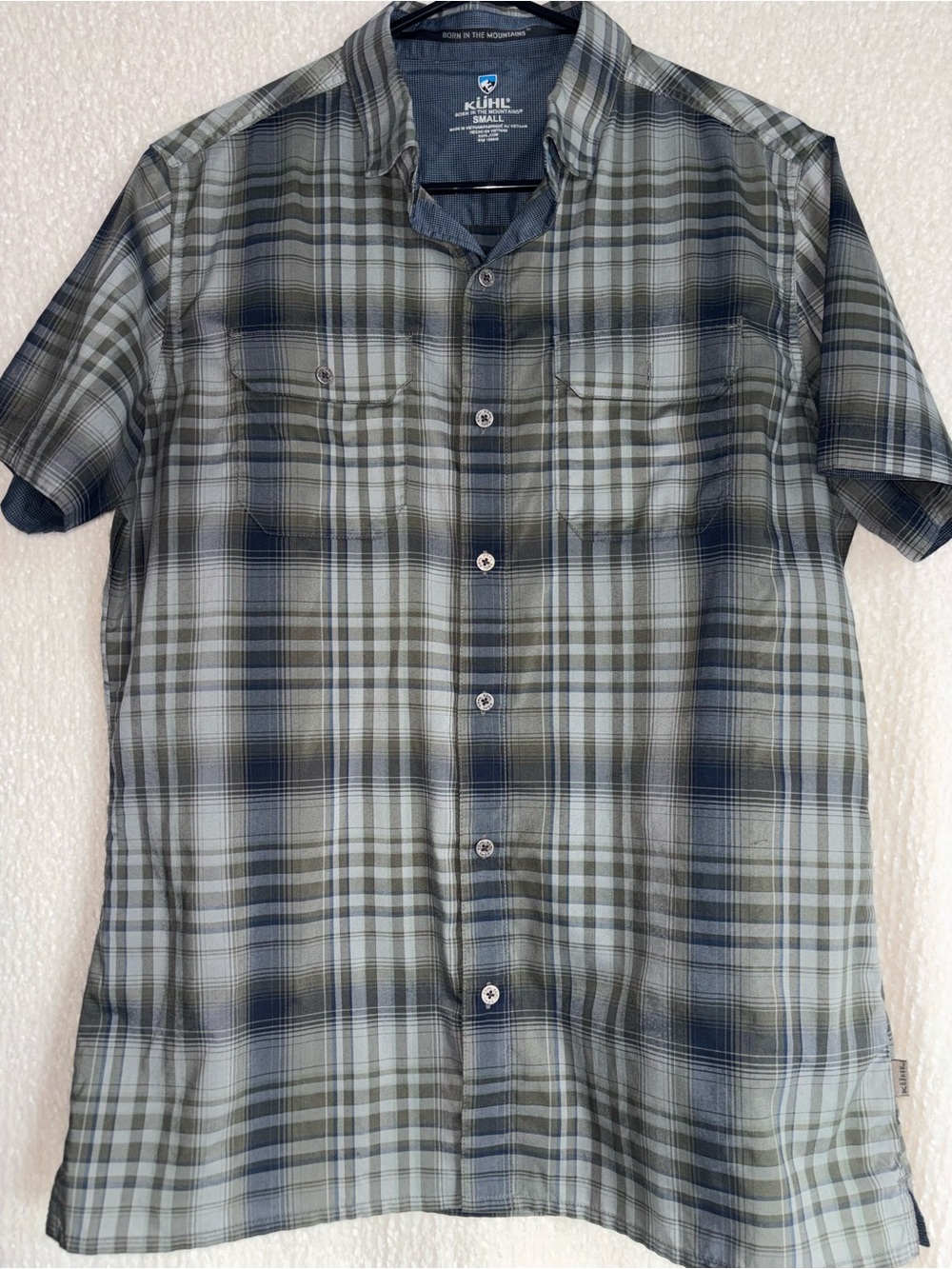 Kuhl Men’s Short Sleeve Plaid Shirt in Olive and Gray
